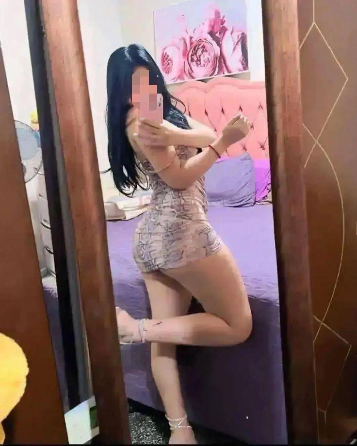 631701197: Chica busca chico en Málaga