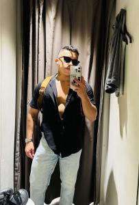 658433932: Chico busca chica en Granada