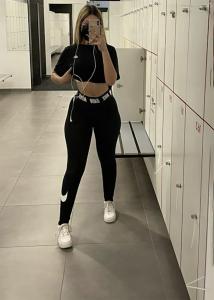 632483360: Chica busca chico en Barcelona