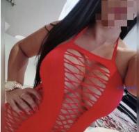 677354462: Chica busca chico en Ibiza