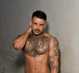 622433100: Chico busca chica en Málaga