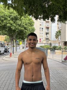 643524421: Chico busca chica en Mallorca