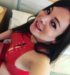 697947422: Travesti en León