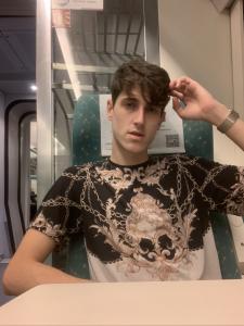 Chico busca chica en Barcelona: 