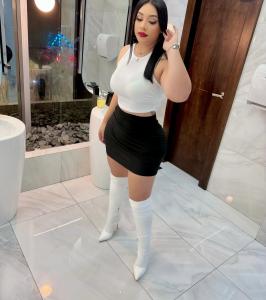 631558085: Chica busca chico en León