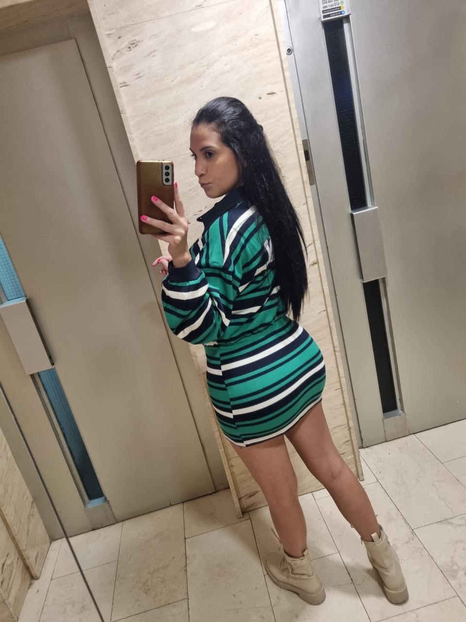 Chica busca chico en Ibiza: 