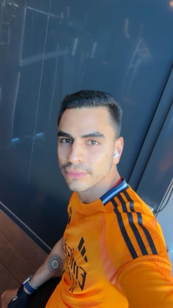 Chico busca chica en La Coruña: 