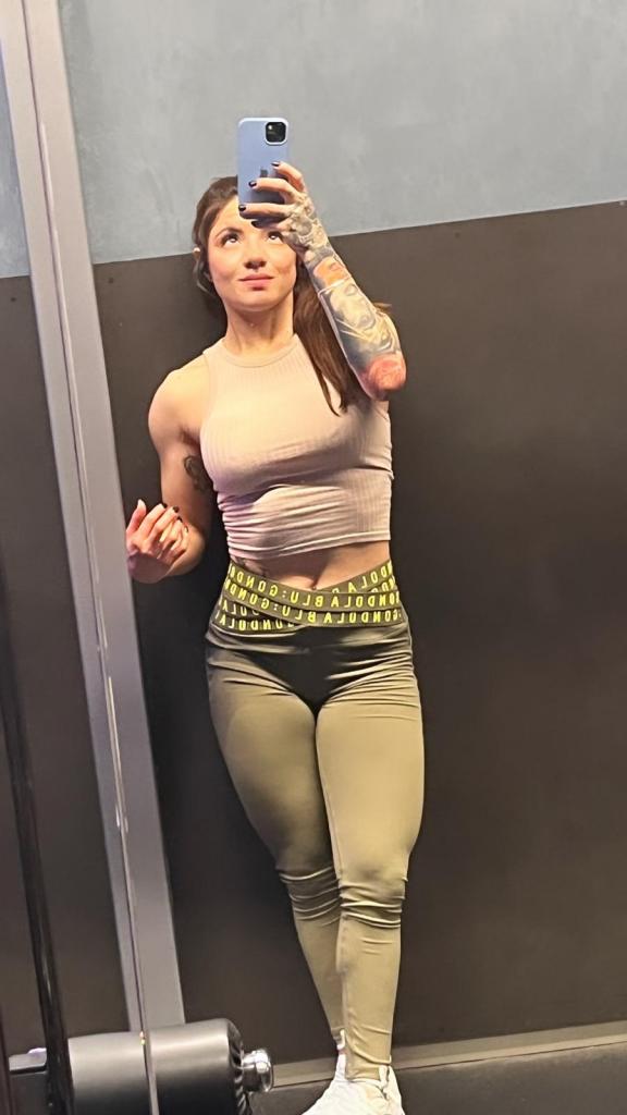 Chica busca chico en Murcia: 