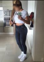 641187756: Chica busca chico en La Coruña