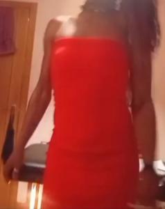 614791174: Chica busca chico en La Coruña