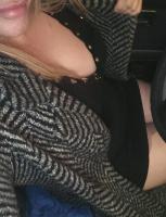 697387794: Chica busca chico en Málaga