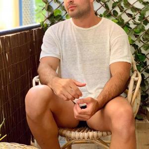 Chico busca chica en Málaga: 