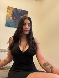 742064229: Chica busca chico en Zaragoza