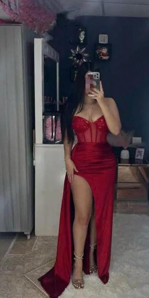 632203573: Chica busca chico en Zaragoza