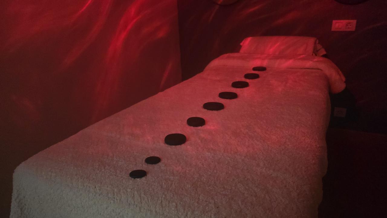 672447608: Chico busca chica en Barcelona