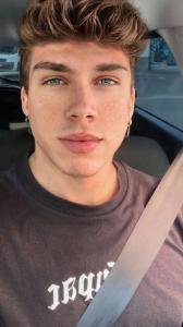 601671902: Chico busca chica en Castellón