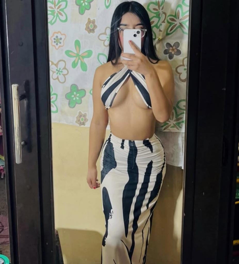 641893714: Chica busca chico en Navarra