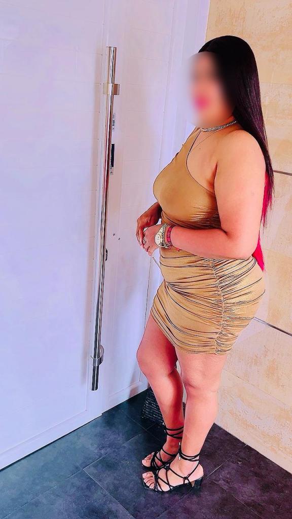 742015885: Chica busca chico en Pontevedra