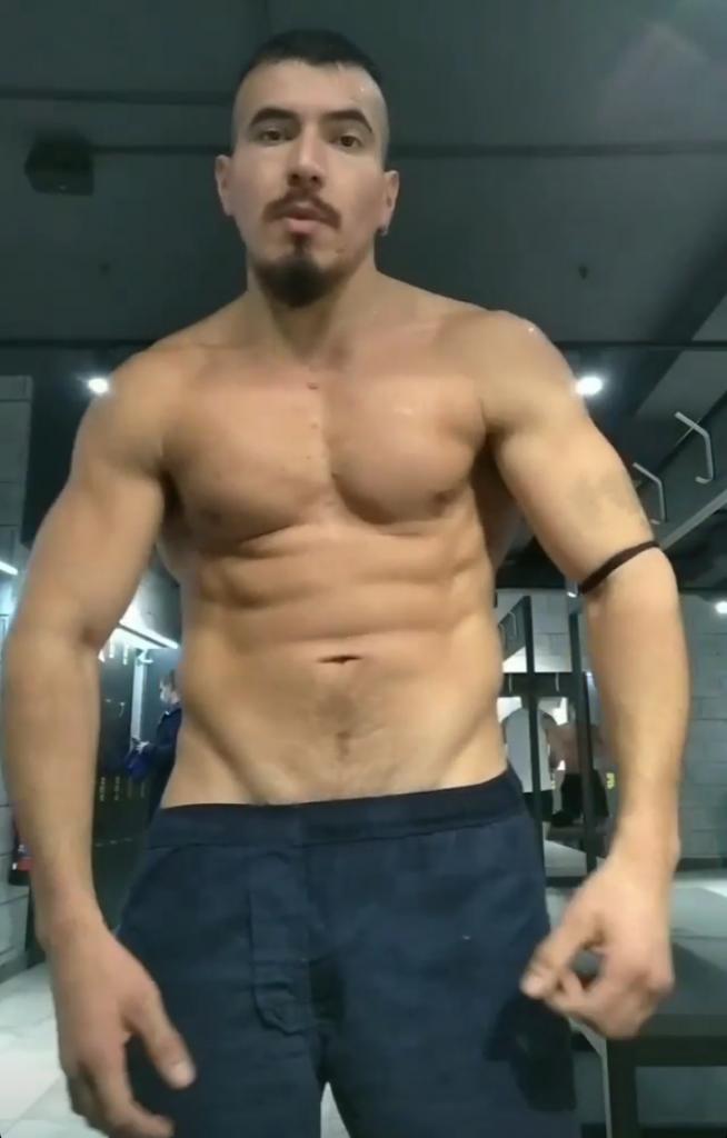 Chico busca chica en Barcelona: Chico busca chica