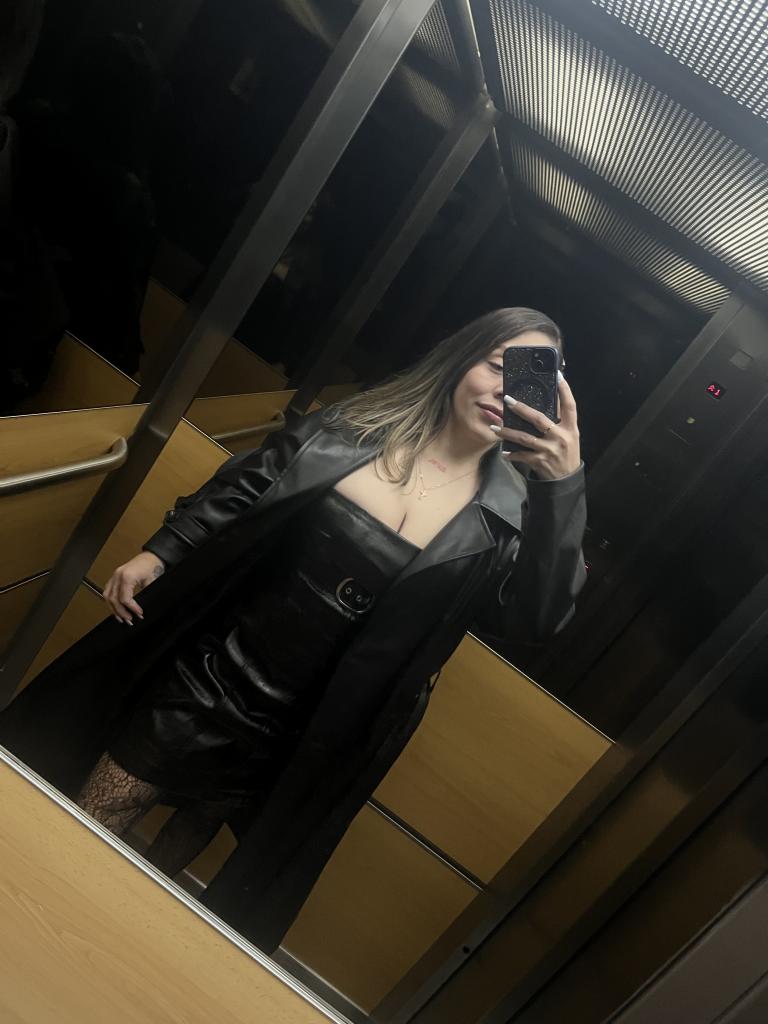 Chica busca chico en Almería: 