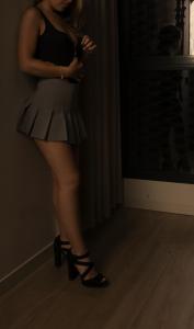 636701405: Chica busca chico en Barcelona