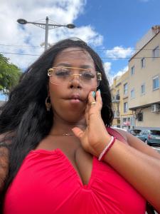 613994970: Chica busca chico en Tenerife