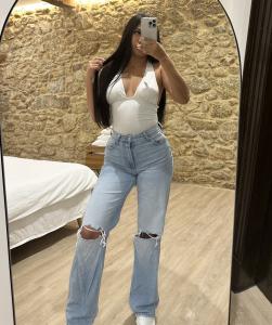 697708396: Chica busca chico en Mallorca