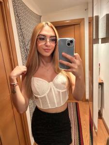 641090148: Transexual en Zaragoza