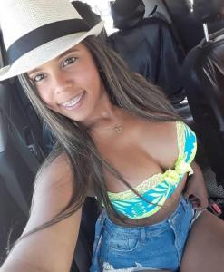 614718031: Chica busca chico en Málaga