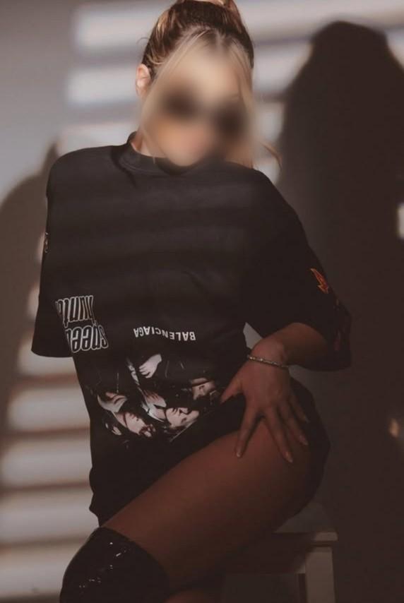 Chica busca chico en Tenerife: 