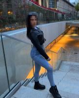613926530: Chica busca chico en La Coruña