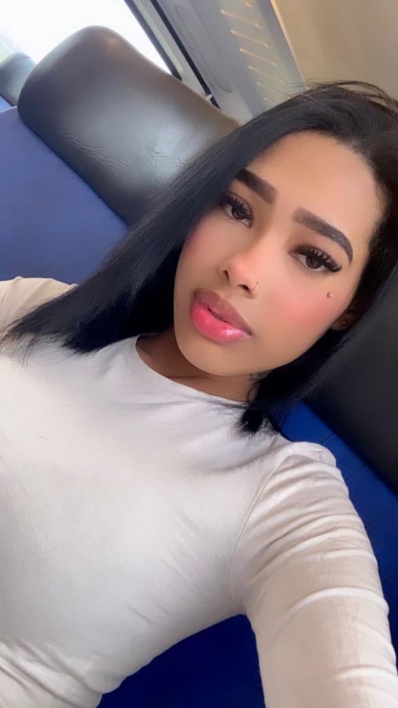 Chica busca chico en Cádiz: 