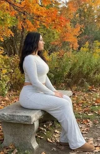 Chica busca chico en Ibiza: 