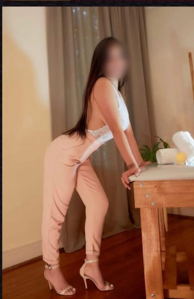 624319095: Chica busca chico en Castellón