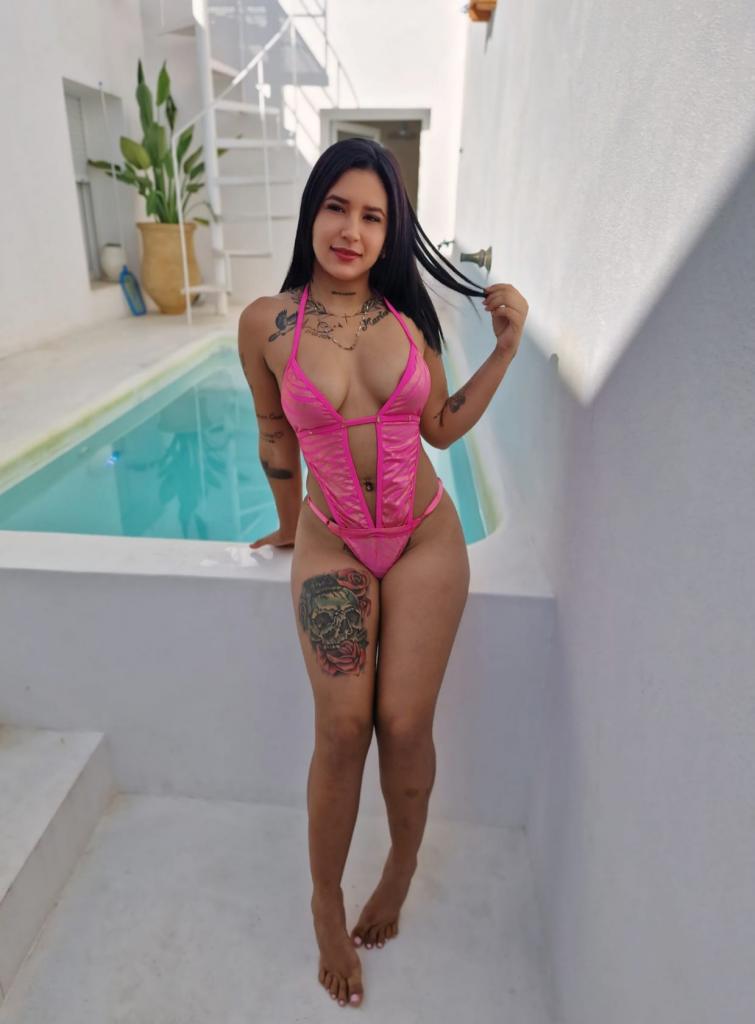 673786373: Chica busca chico en Sevilla