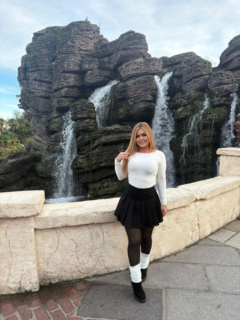 647695790: Chica busca chico en Mallorca