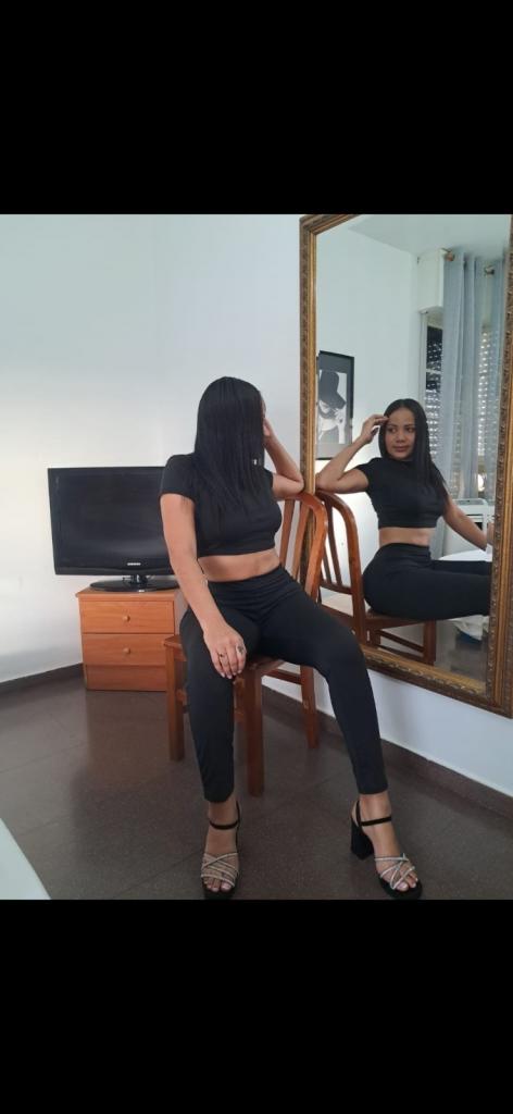 Chica busca chico en Cádiz: 