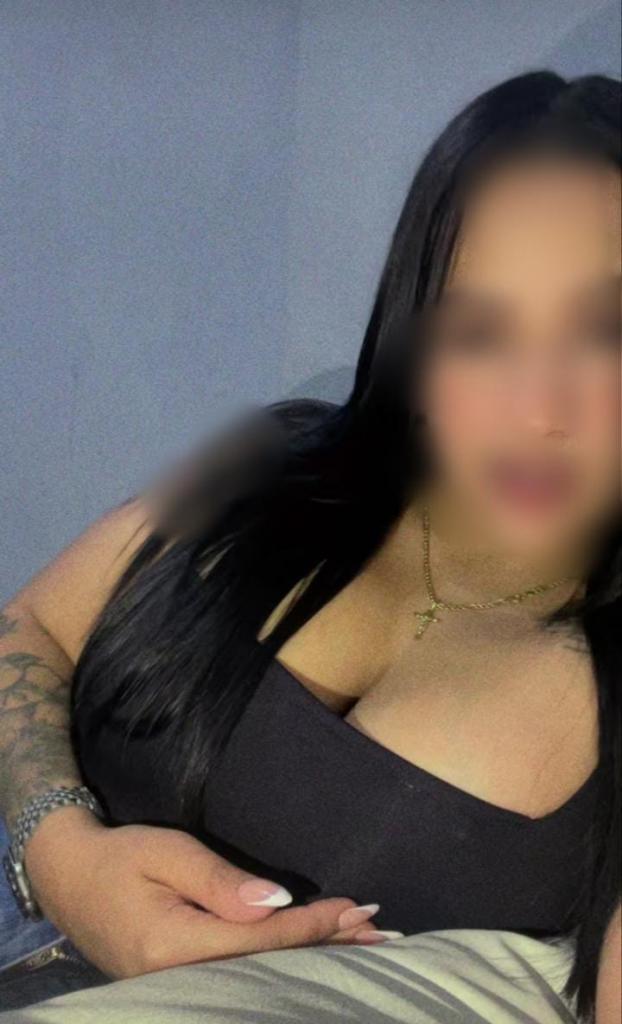 614907143: Chica busca chico en Valencia