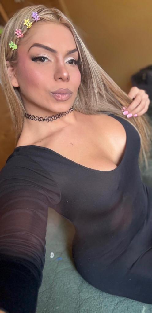 641277147: Chica busca chico en Murcia