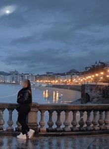 642152065: Chica busca chico en Pontevedra