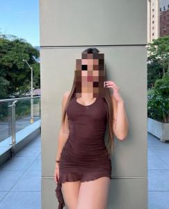 613853458: Chica busca chico en Barcelona