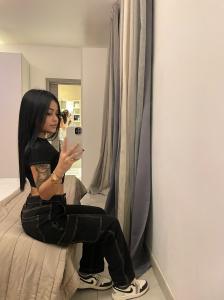 613458055: Chica busca chico en Alicante