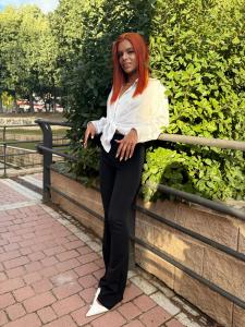 624692532: Chica busca chico en Madrid