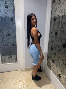 673931814: Chica busca chico en Málaga