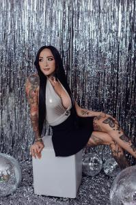 647695495: Transexual en Granada