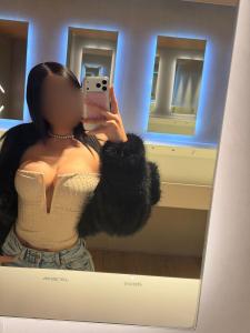 615594626: Chica busca chico en Madrid