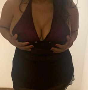 698806331: Chica busca chico en Barcelona