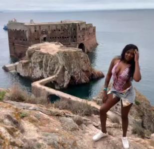 671829110: Chica busca chico en La Coruña