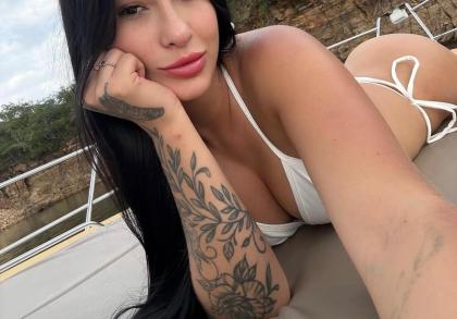 685233196: Chica busca chico en Málaga