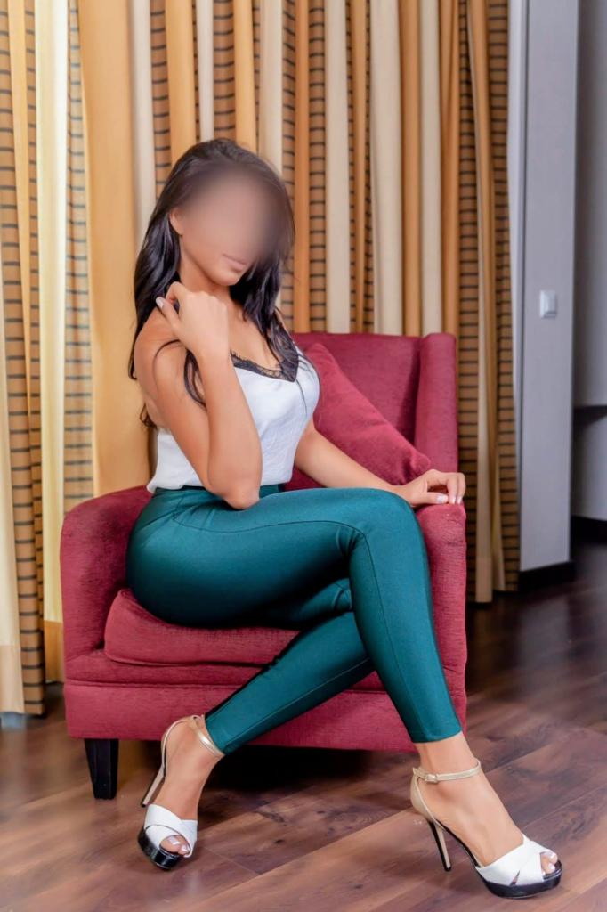 Chica busca chico en Cantabria: 